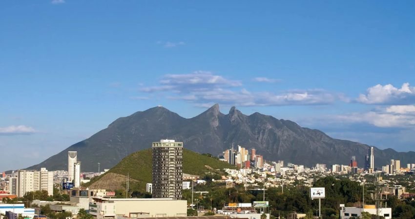 United Airlines Monterrey Office in Mexico